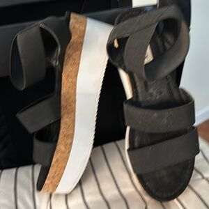 Steve Madden Shies EUC